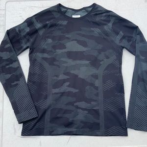 Athleta Girl long sleeve shirt